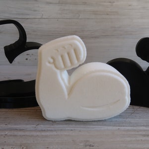 Flex Arm Emoji Bath Bomb Mold