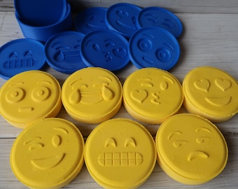 Juego de moldes para bombas de baño con caras de Emoji