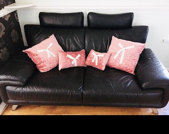 Pink lace bow cushions + filling