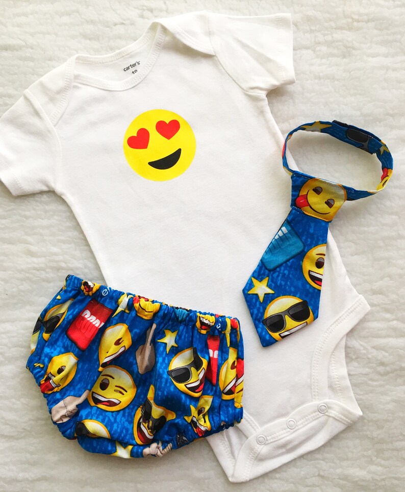 Vêtements emoji pour bébé