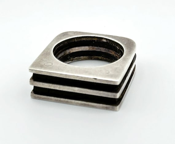 Abstract Modernist PUIG DORIA Sterling Silver & Wood Heavy Ring