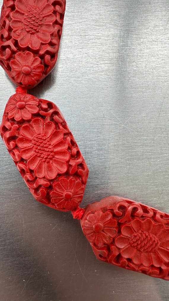 Vintage carved red cinnabar bead necklace - image 2