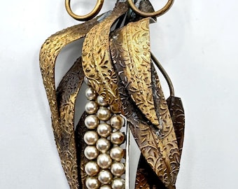 Elegant Vintage Brass and faux Pearl "Leaf" Brooch