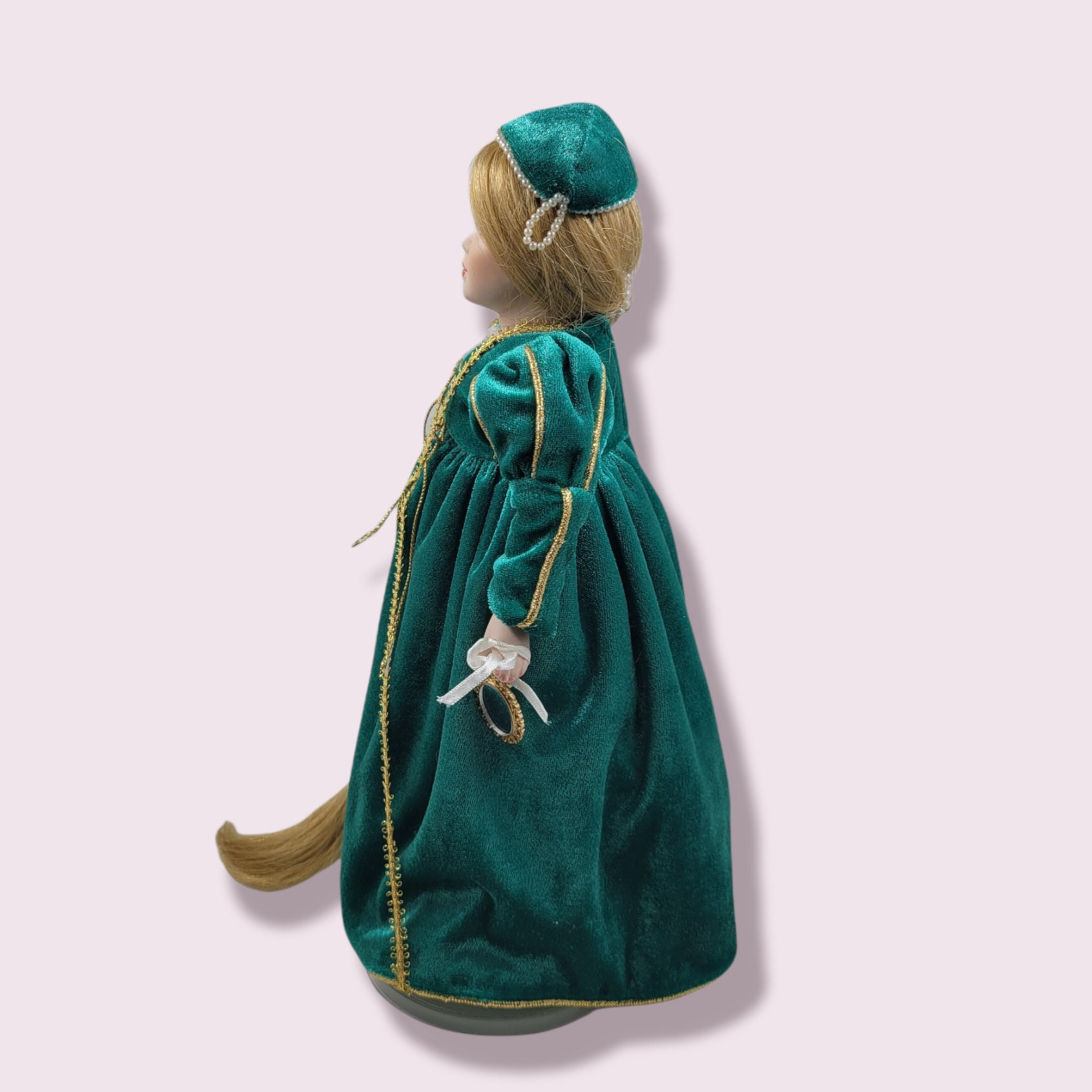 Danbury mint rapunzel best sale doll