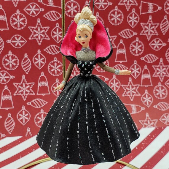 holiday barbie 2018 ornament