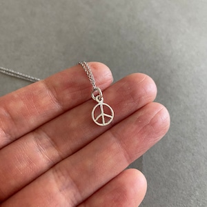 Silver Tiny Mini Peace Silver Necklace - Sterling Silver [NS1008]