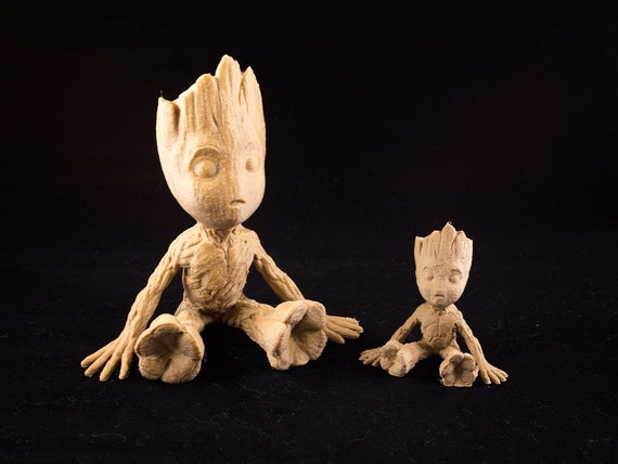 baby groot desk toy
