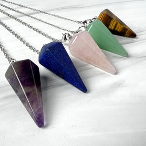 Crystal pendulum | Healing crystals for divination tools and altar supplies