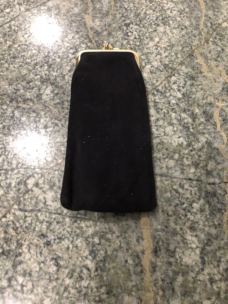 Black Velvet Cross Stitched Floral Design Eye Glass Case Kisslock Closure VTG