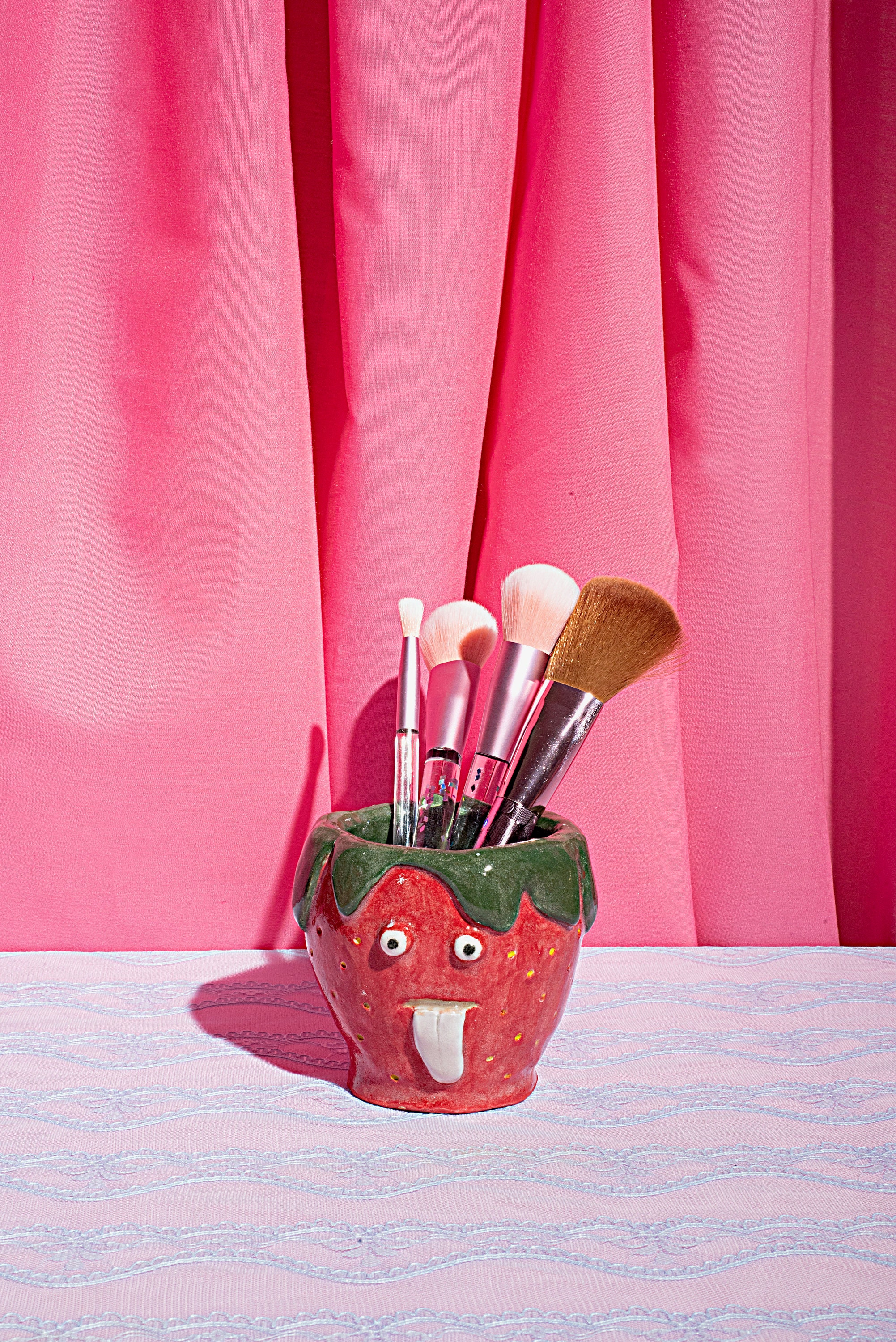 Handmade Sad Ceramic Strawberry Glazed Planter Makeup Storage Googly Eyes Tongue Fruit Kawaii Cute Emoji