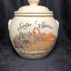 Sugar & Spice And Everything Nice Cookie Jar, Chd Treasure Craft