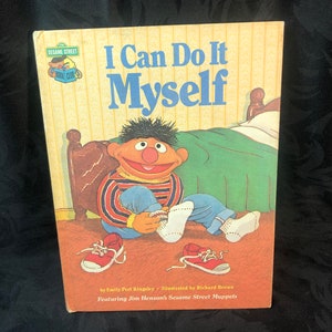Sesame Street I Can Do It Myself Book