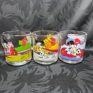 Vintage Set of 3 Garfield McDonald’s Glass Mugs, Jim Davis