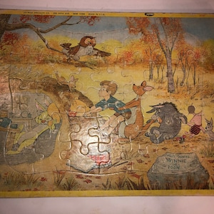 Walt Disneys Winnie The Pooh Frame Tray Puzzle