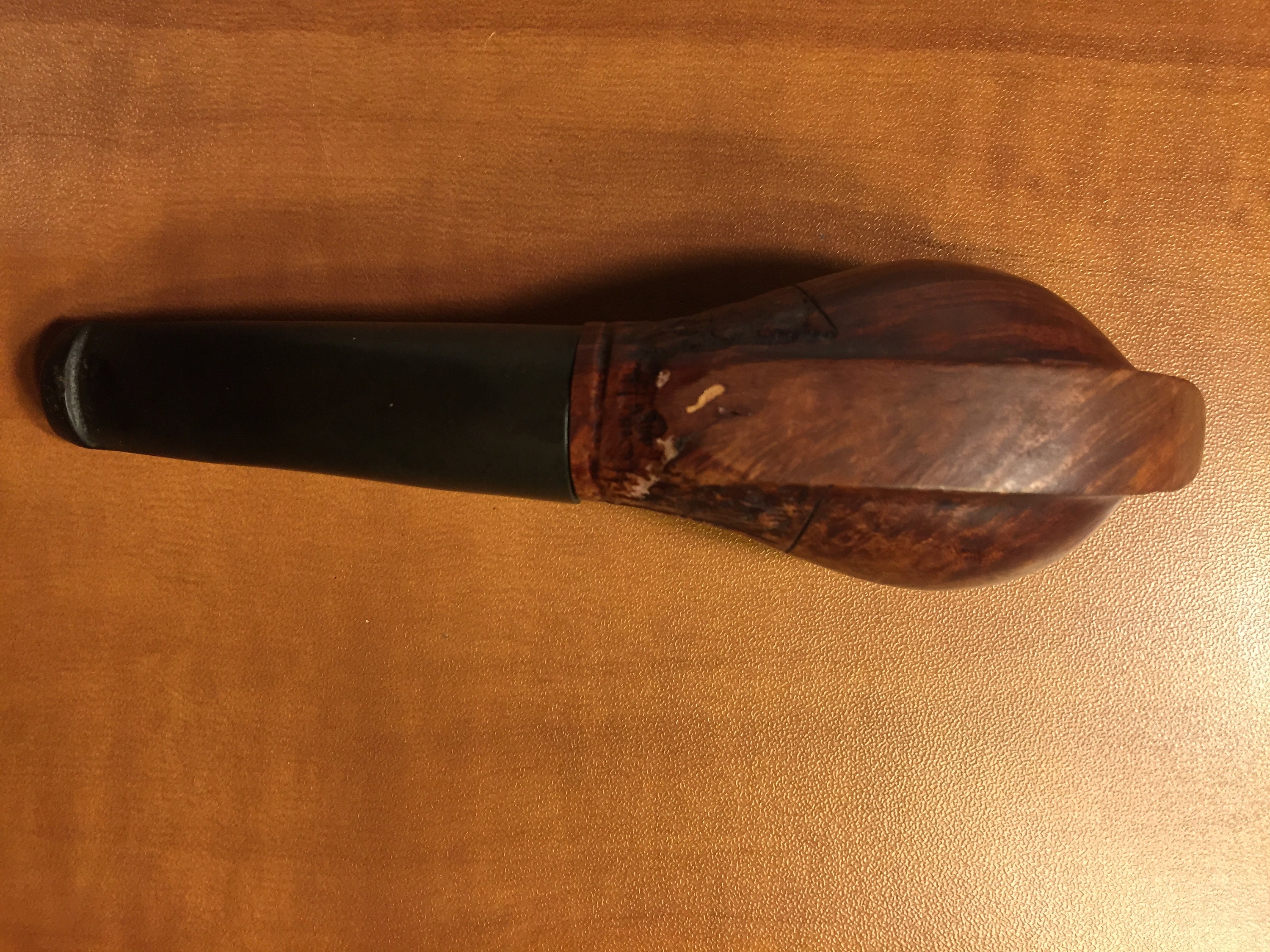 Ducktail Tobacco Pipe