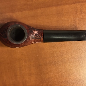 Ducktail Tobacco Pipe