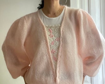 vintage dusty pink mohair puff sleeve sweater / fits like L