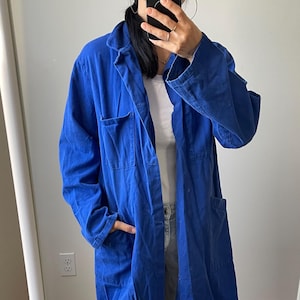 vintage blue cobalt blue French European chore coat / NO buttons / fits like L