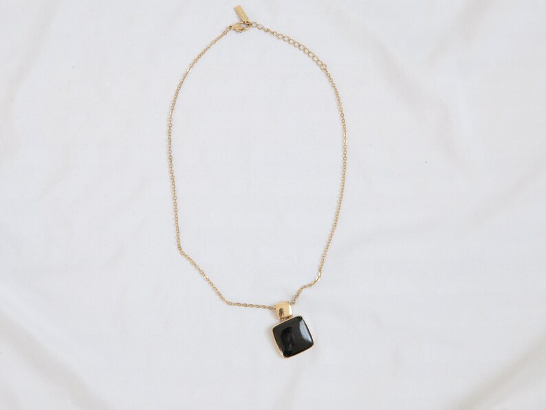 vintage gold tone necklace with black square pendant adjustable length total length 18