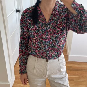 vintage floral short sleeve top / fits like small image 4