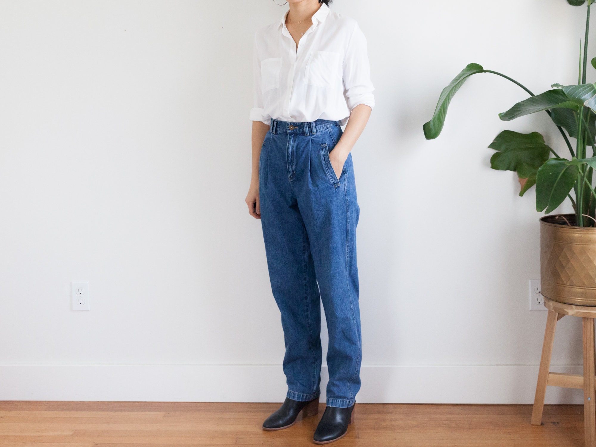 Waist 25-26 / Unique 80s high waisted tapered mom jeans | Etsy