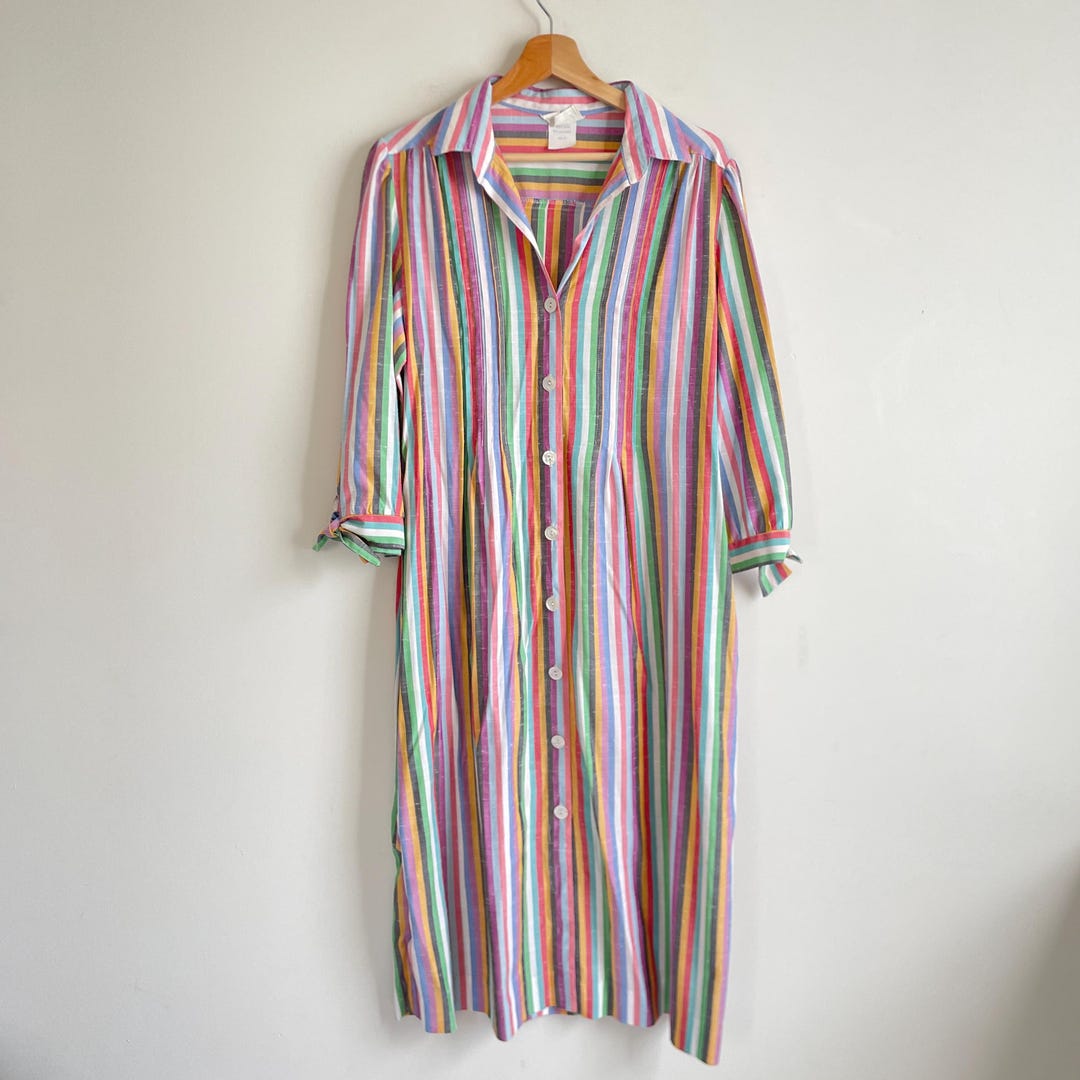 Chic Pink and White Stripped Button Up Dress
