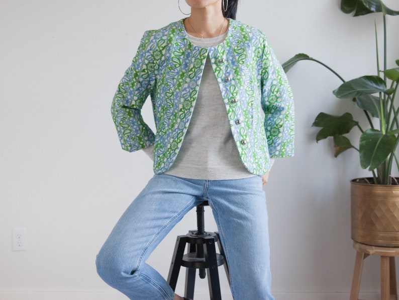 vintage green embroidered jacket short cropped paisley jacket 50s 60s granny jacket fits like s