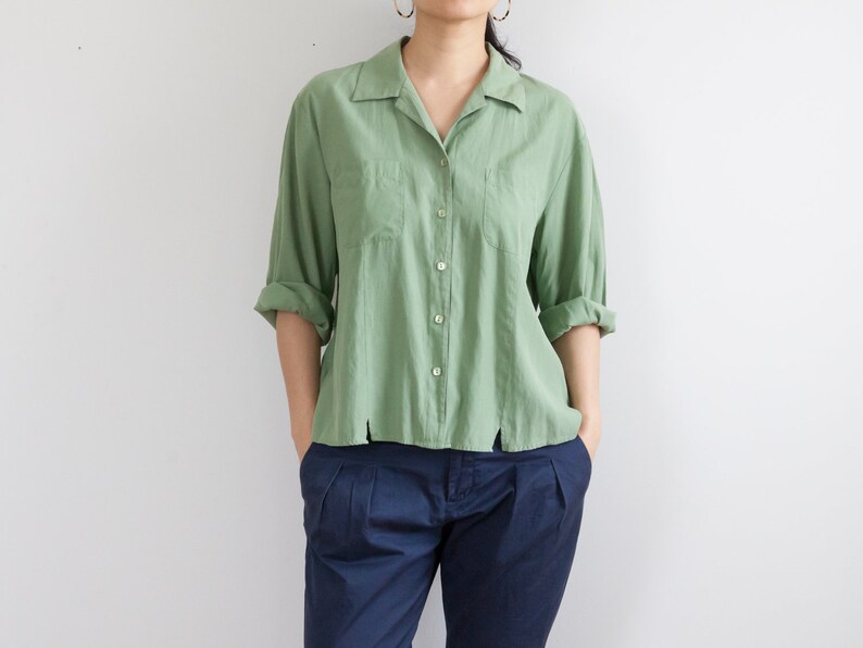 green silk blouse 34 sleeve top 90s loose fit blouse breast pockets size xl fits s-xl