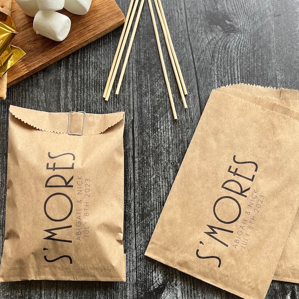 Smores Kit Bags, a unique wedding favor idea for fall or outdoor weddings your guests will love!