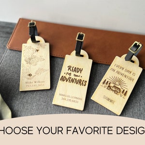 Personalized Leather Luggage Tag with World Map - Name Luggage Tag –  WoodPresentStudio