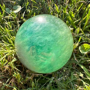 Top Quality- FLUORITE Sphere (Madagascar)