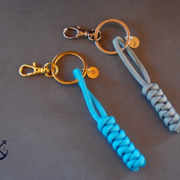 Personalised Minimalistic Knotted Keychain Set (2 items), HIS and HERS Keyring, Paracord Keychain, Couple Gift, Couple Keychains