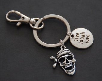 Argento portachiavi teschio pirata, Live Laugh Love portachiavi, regalo uomo, regalo Unisex, portachiavi per gli uomini, accessorio per gli uomini