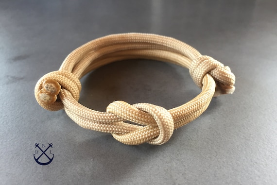 Simple KNOT Paracord Bracelet, Mens Womens Bracelet, Knotted Bracelet,  Basic Jewelry, Minimalist Bracelet -  Canada