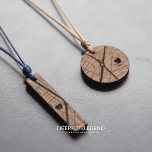 Individuelle Karte Halskette wo wir uns trafen Schmuck, Einzigartiges Paar Geschenk 5. Jahrestag Hochzeit, Halskette aus Holz mit Gravur, Muttertagsgeschenk für Mama