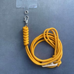 Crossbodyriem mobiele telefoon met draaibare sluiting en patch, aangepast sleutelkoord voor telefoon met verstelbare paracord-schouderriem, afneembare riem
