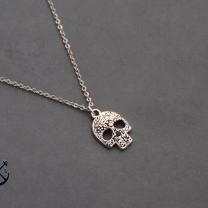 Antique Silver Skull Face Necklace for Men Boho Necklace for Men Stainless Steel Men&#39;s Gift Jewelry for men Accessory for men