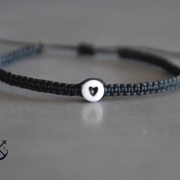 Little Heart Macrame Bracelet, Simple Knot Cord Bracelet, Mens Womens Bracelets, Gift, Friendships Bracelet, Family Bracelets, Kids Bracelet