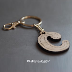 Llavero con inicial personalizado, etiqueta con letra personalizada, llavero con inicial, etiqueta para mochila, llavero de madera, regalo para novio, novia, regalo personalizado para él o ella