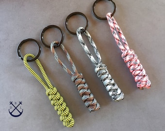 Pick your Colour Minimalistic Knotted Keychain BLACK Keyring Paracord Keychain Gift for Him Gift for Her Unisex Gift