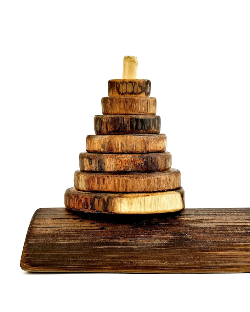 TOWER OF HANOI Board game image 3