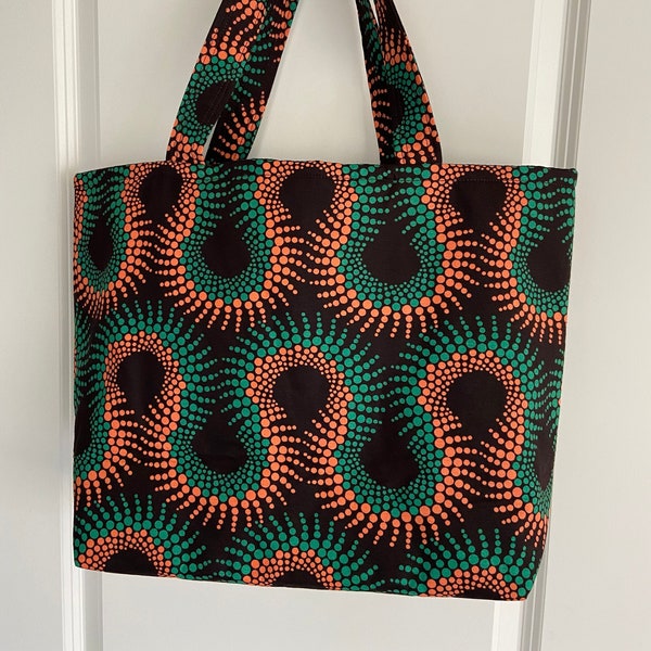 Handmade African Print Tote Bag,Chic African Print Totes,Ankara Weekender Bag,Unique African Fabric Beach Bag,Retro Errand Tote Shoulder Bag