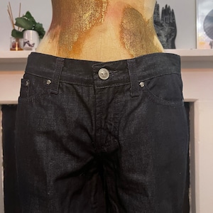 Vintage Versace Couture Jeans: Dunkelblauer Jeansstoff mit Türkisen Strasssteinen (UK 12)