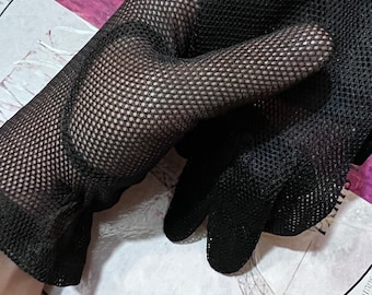 Vintage Black Lace Gloves: Stretch Crochet, Size Small