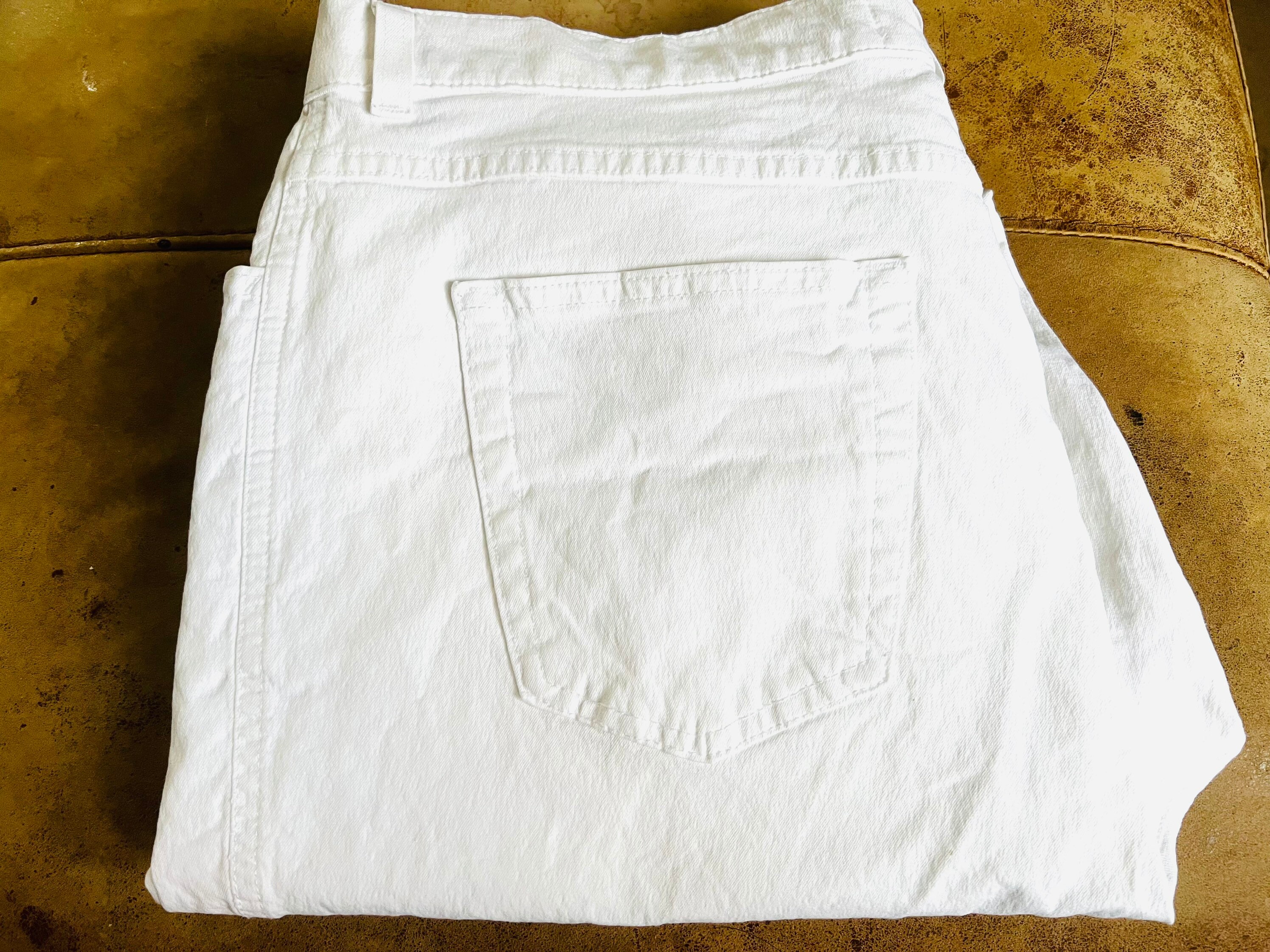 ★RAIVE★ Destroyed Color Denim Pants in White VJ4ML17201 Waxed Denim Pants in White – SVRN