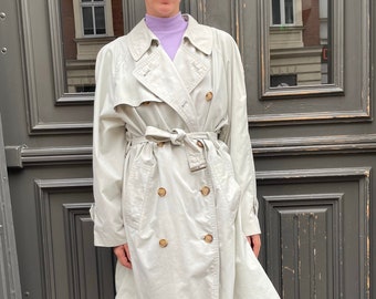 Vintage 90s olive trench coat with brown buttons
