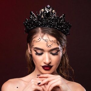 black crystal tiara Black crown Black crowns and tiaras Black headband Wedding black and silver crown Bride tiara black