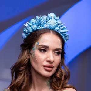 Blue Mermaid crown Seashell crown Seashell tiara Ocean hair accessories Mermaid photo prop Sea Queen crown Mermaid costume Sea queen siren