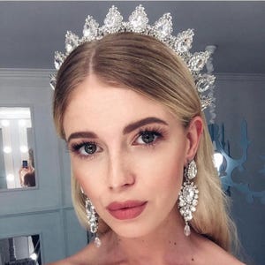 Bridal Tiara Silver Tiara Crystal Bridal Crown Wedding Tiara Wedding Hair Accessory Wedding Headpiece Bridal Hairpiece