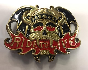 Rie to live belt buckle biker motorcyclist.